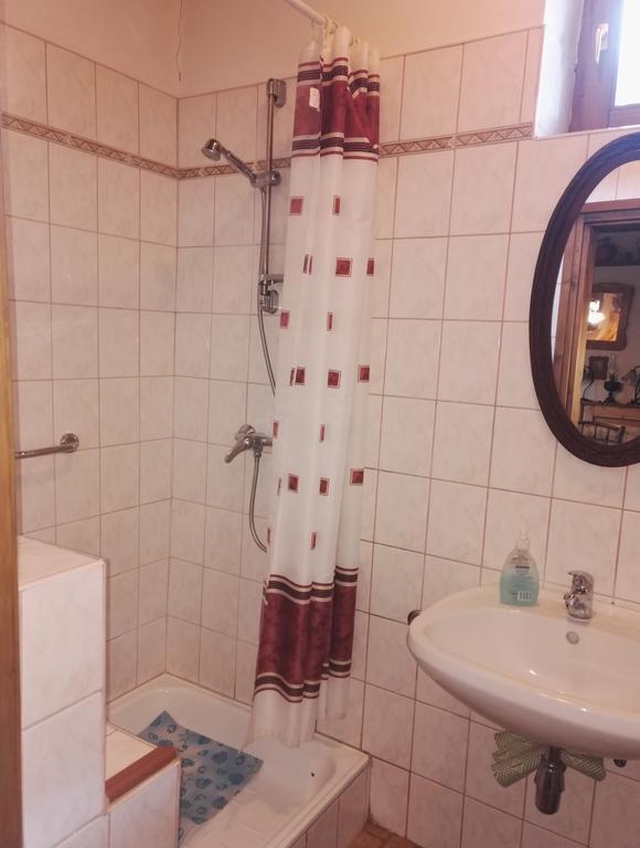 Acs Kuria Otel Bodony Dış mekan fotoğraf